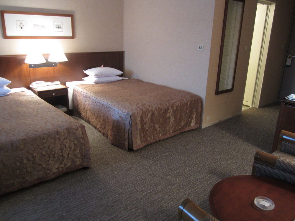 Rembrandt Hotel Ebina Extérieur photo