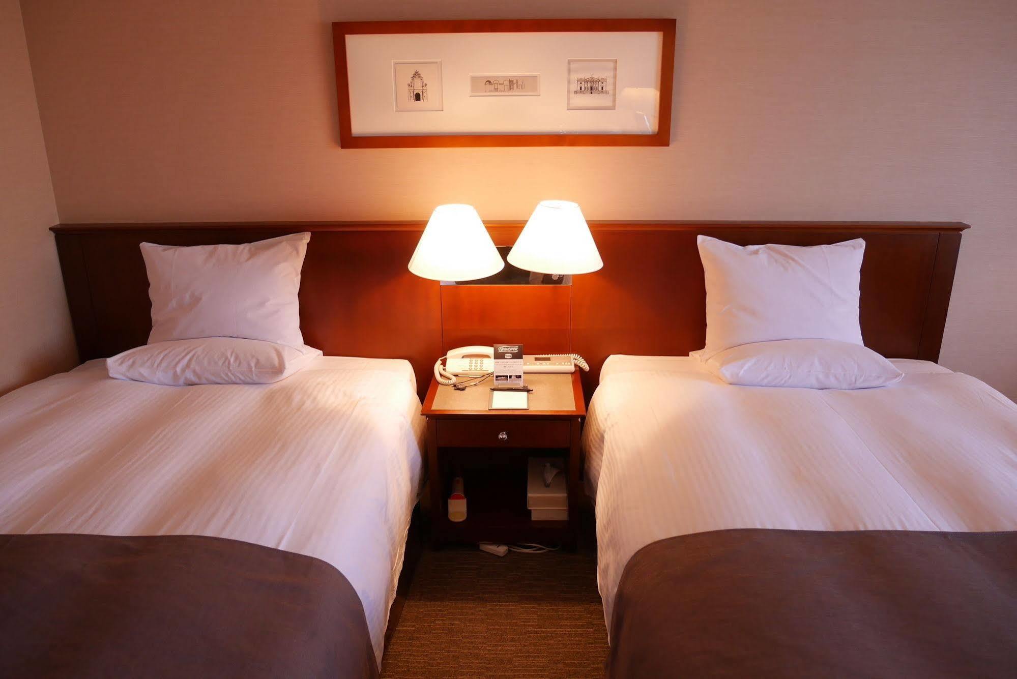 Rembrandt Hotel Ebina Extérieur photo