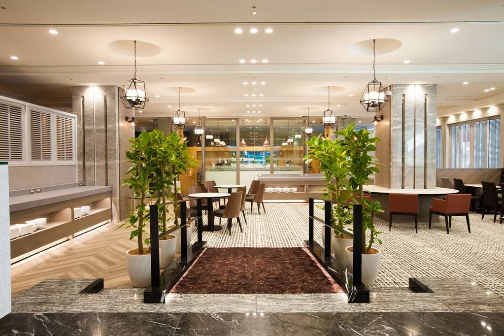 Rembrandt Hotel Ebina Restaurant photo